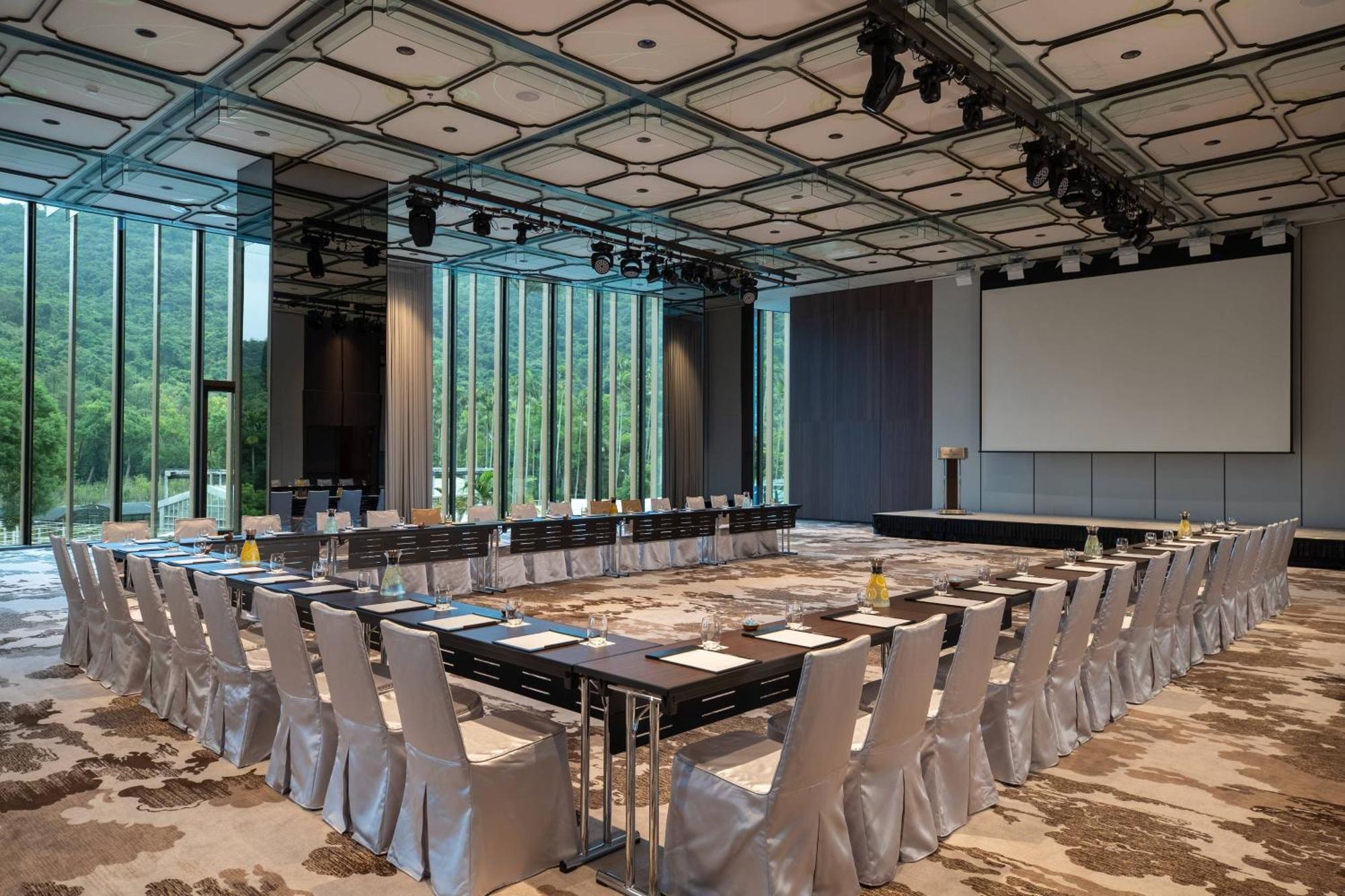 Renaissance Taipei Shihlin Hotel Exterior photo